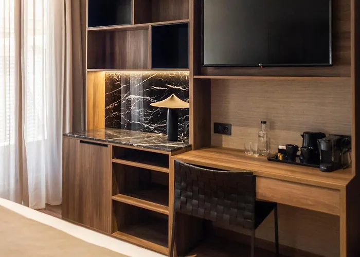 Blanq Gran Via 4* Valencia