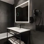 Blanq Gran Via 4* فالنسيا