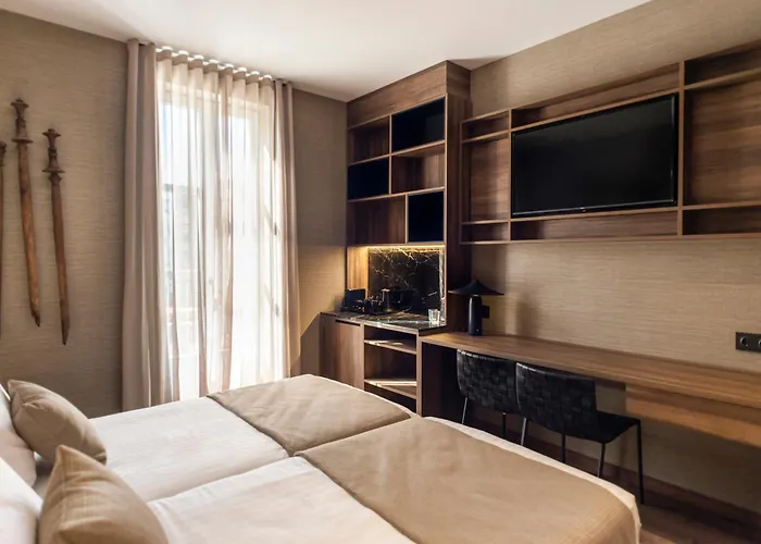 Hotel Blanq Gran Vía 4*