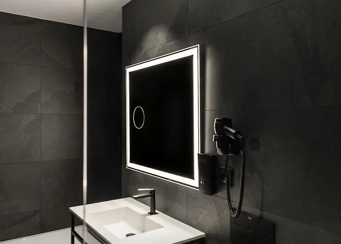 Blanq Gran Via 酒店 瓦伦西亚