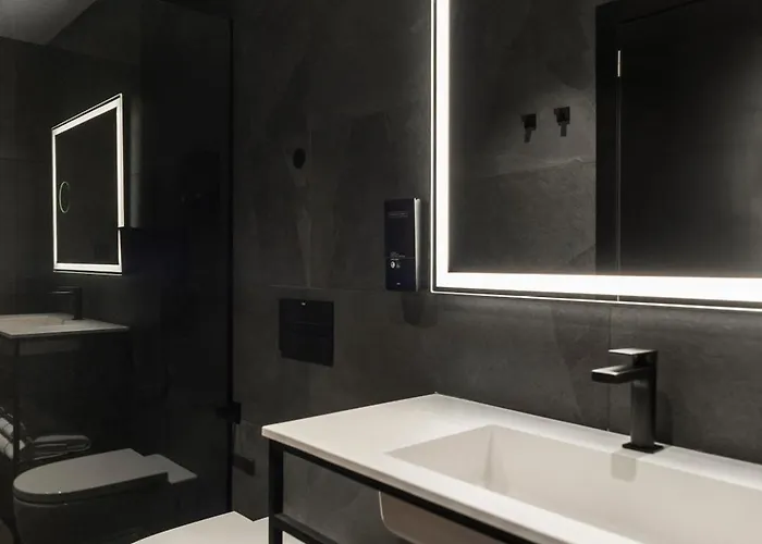 Blanq Gran Via 酒店 瓦伦西亚