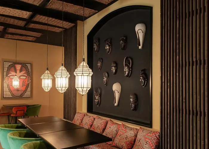 Blanq Gran Via 酒店